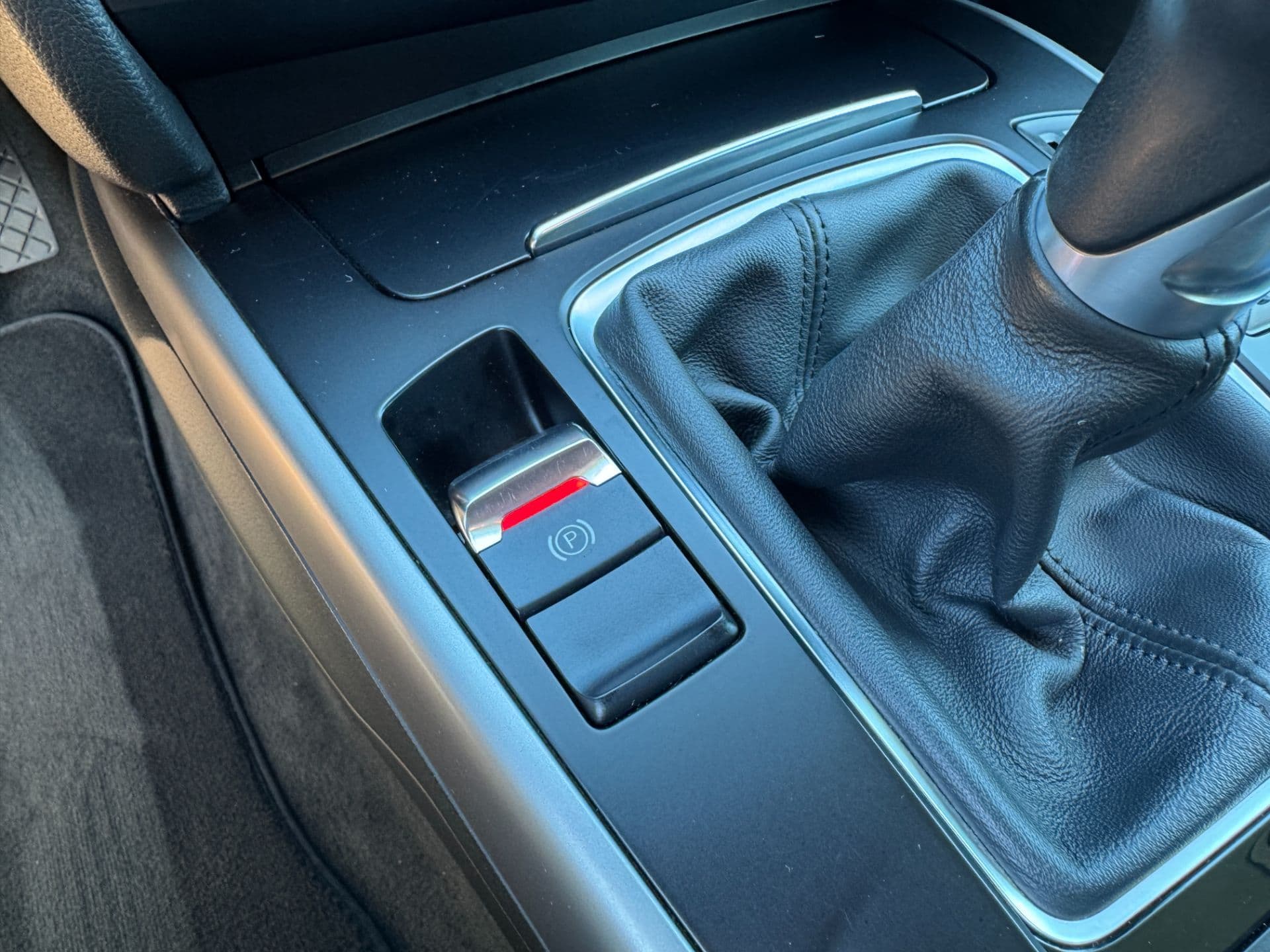 Audi A4 2,0 TDI DPF Limousine - Bild 24