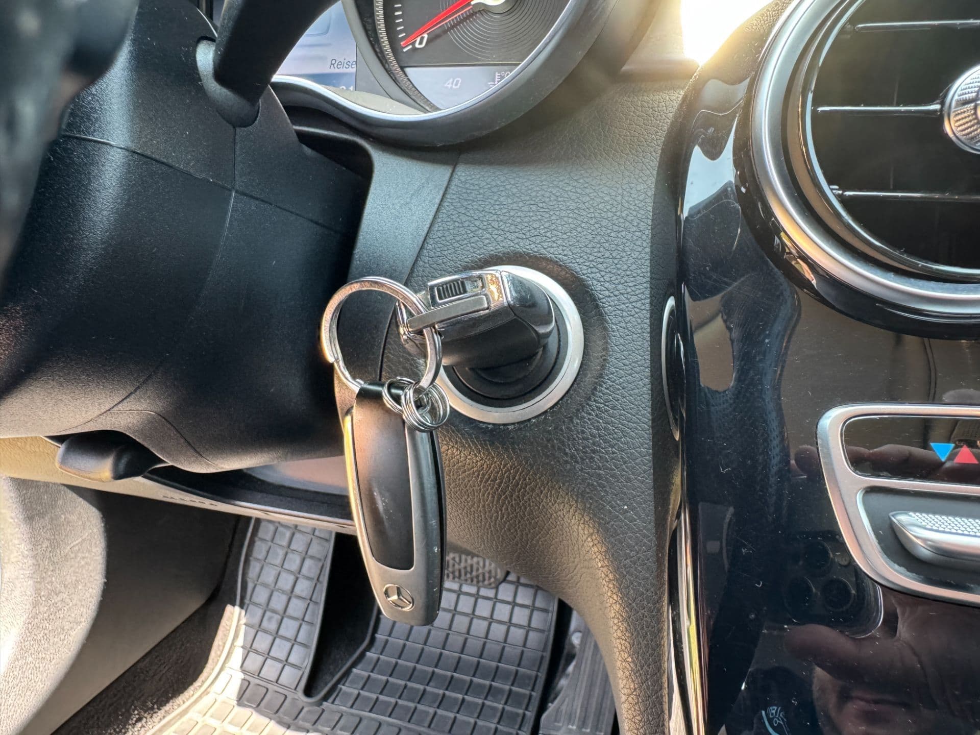 Mercedes-Benz C 220 BlueTEC Avantgarde Aut. - Bild 38