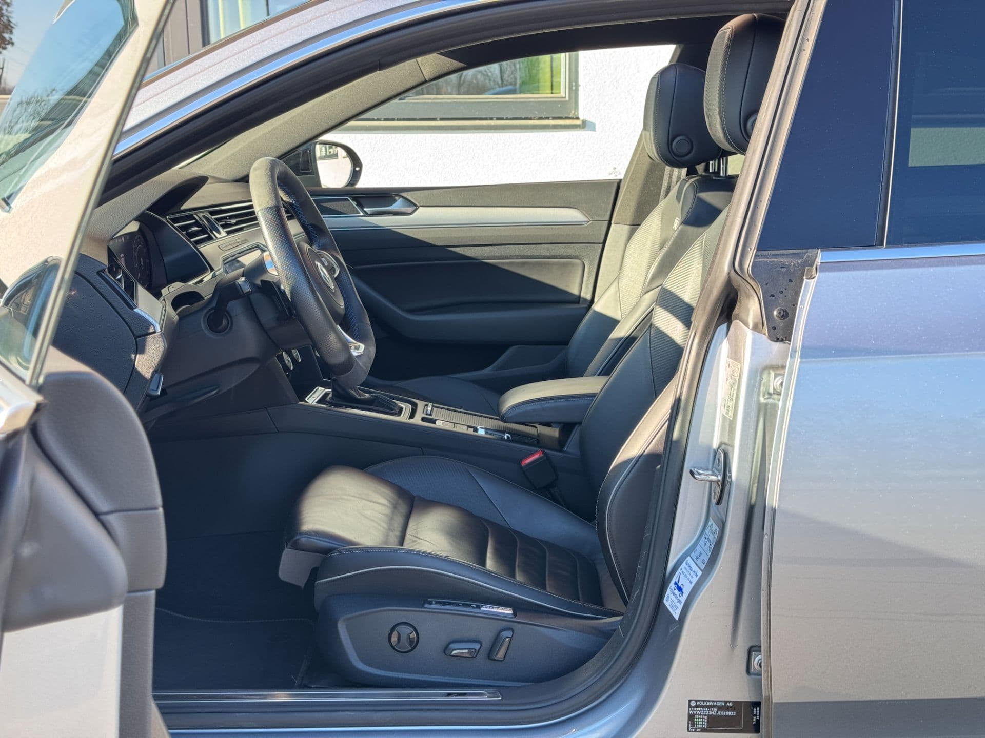 Volkswagen Arteon 2,0 TSI 4Motion Highline DSG - Bild 16