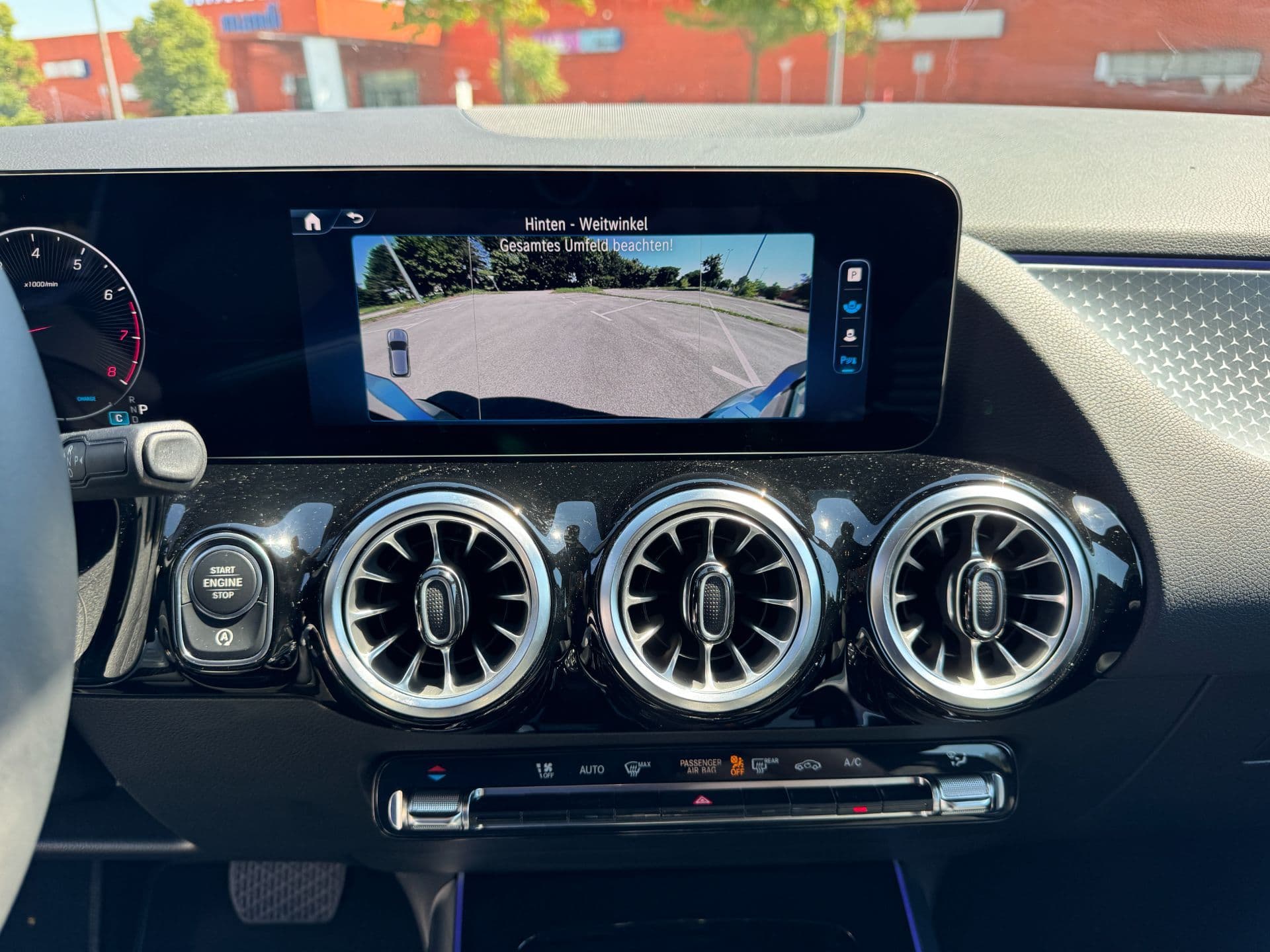 Mercedes-Benz GLA 200 Progressuve Aut. - Bild 22