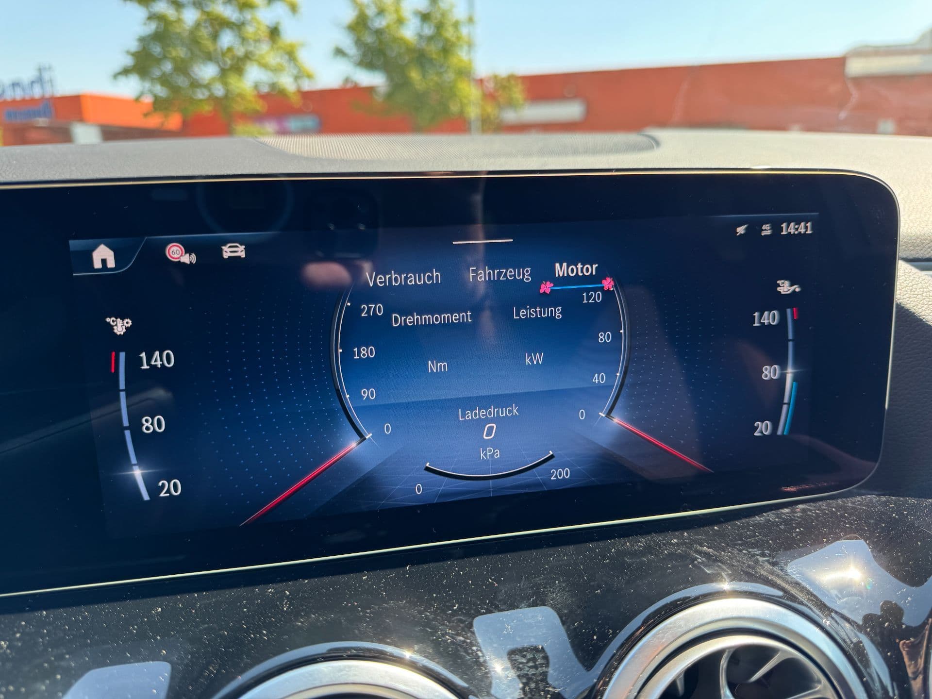 Mercedes-Benz GLA 200 Progressuve Aut. - Bild 28