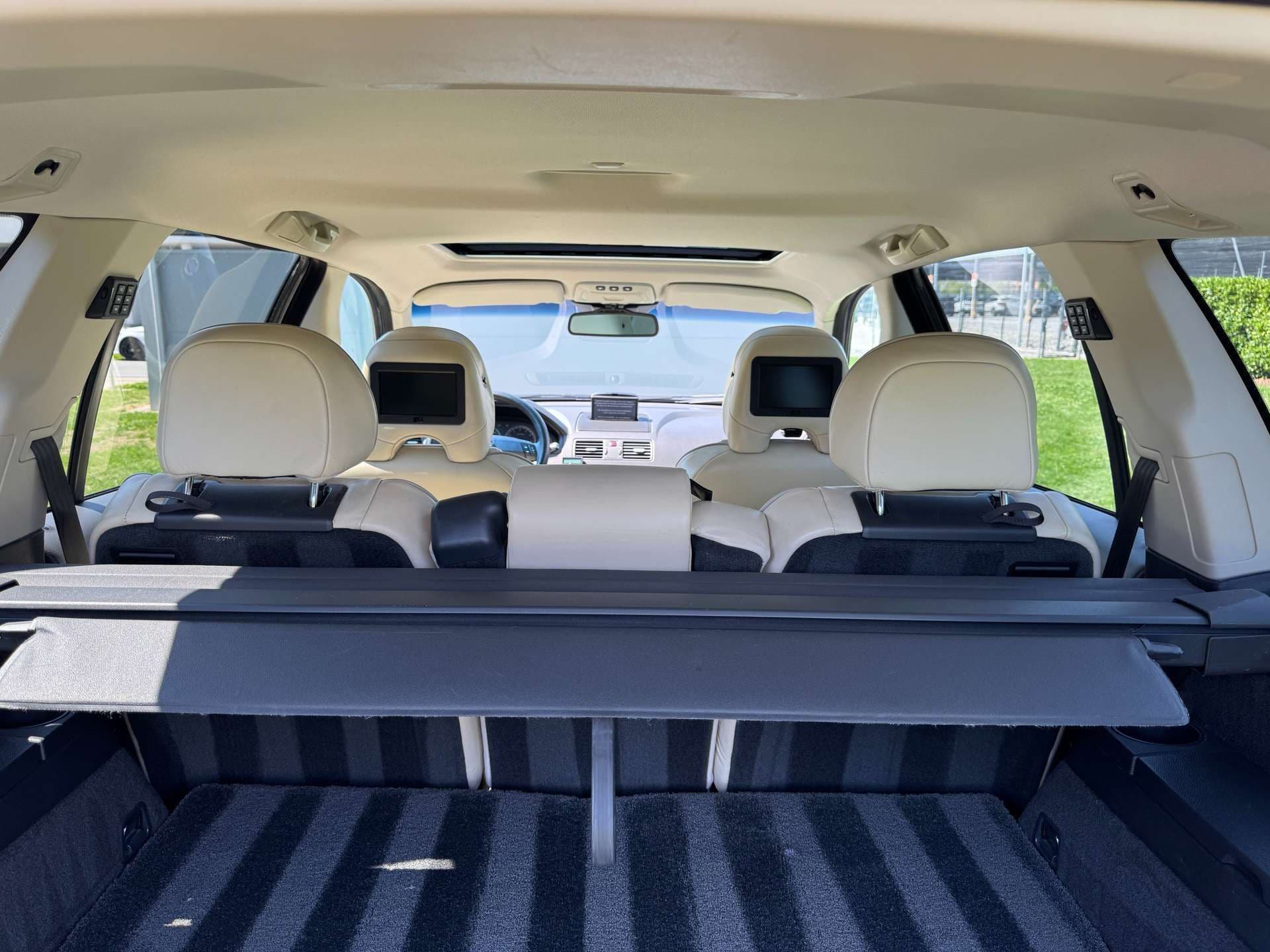 Volvo XC90 4,4 V8 Geartronic Executive AWD |*1.BESITZ* VOLL* - Bild 42