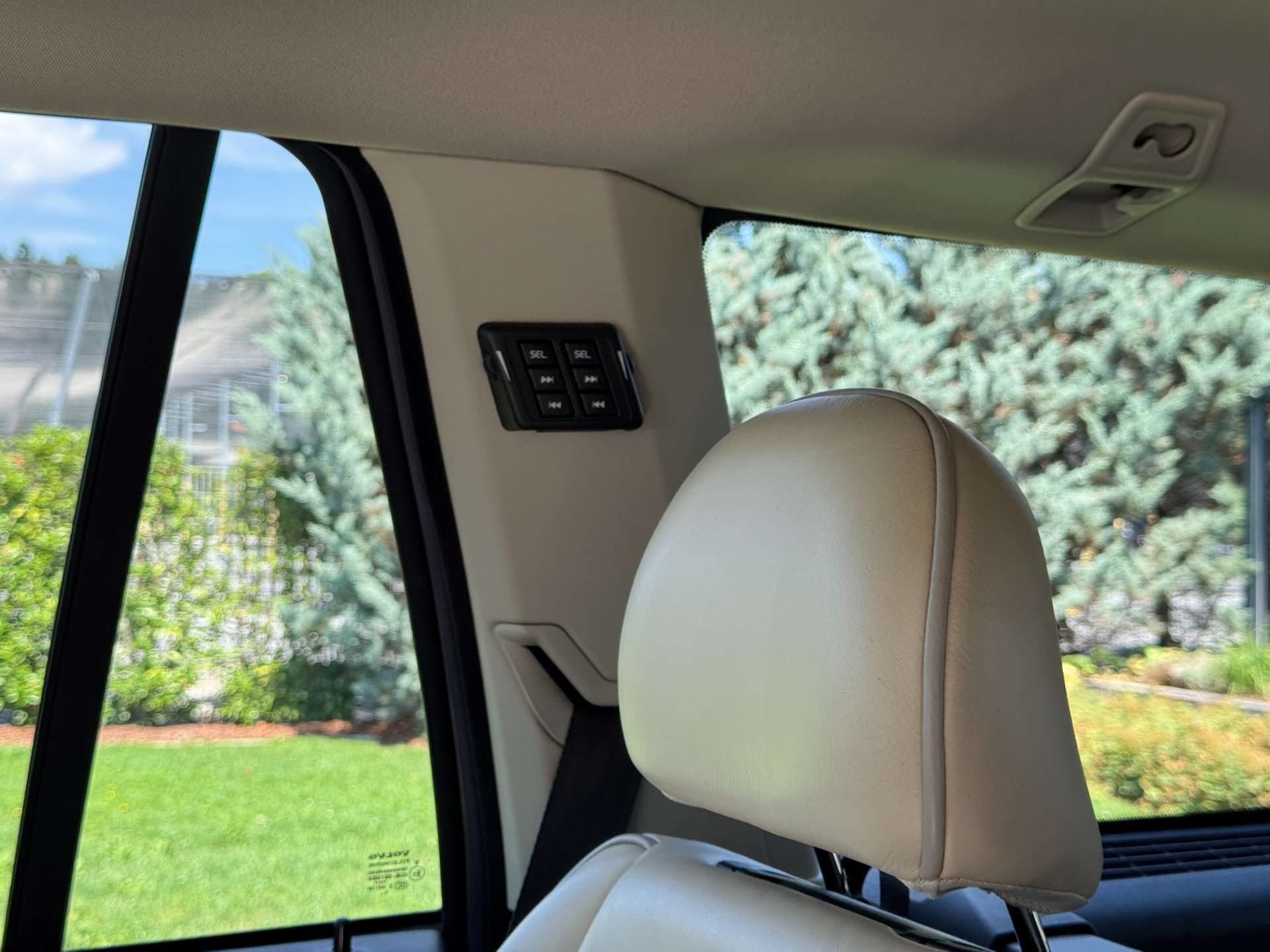 Volvo XC90 4,4 V8 Geartronic Executive AWD |*1.BESITZ* VOLL* - Bild 38