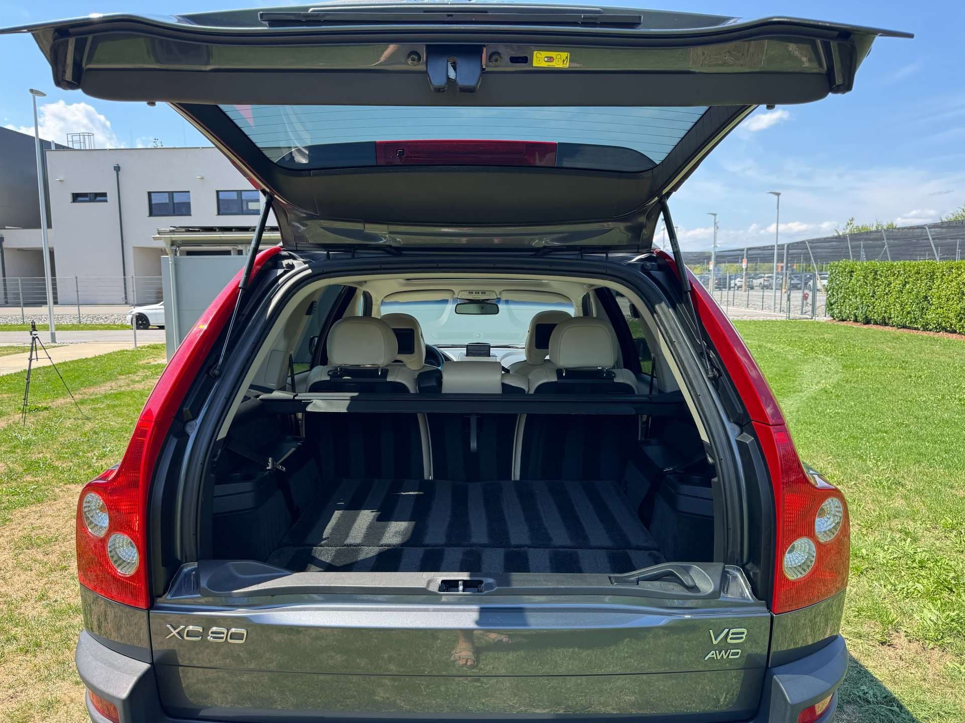 Volvo XC90 4,4 V8 Geartronic Executive AWD |*1.BESITZ* VOLL* - Bild 39