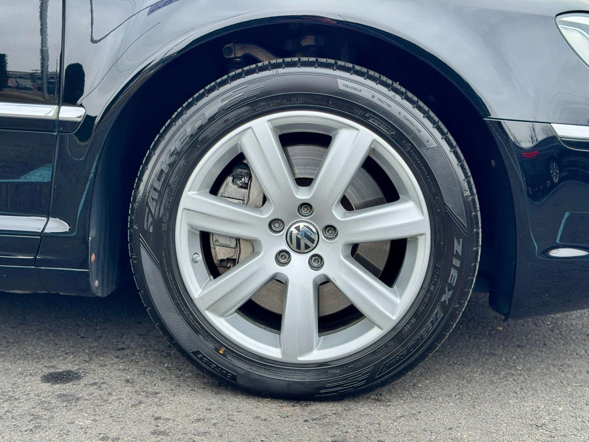 Volkswagen Phaeton 4,2 V8 5-Sitzer 4Motion | *** VERKAUFT *** - Bild 40