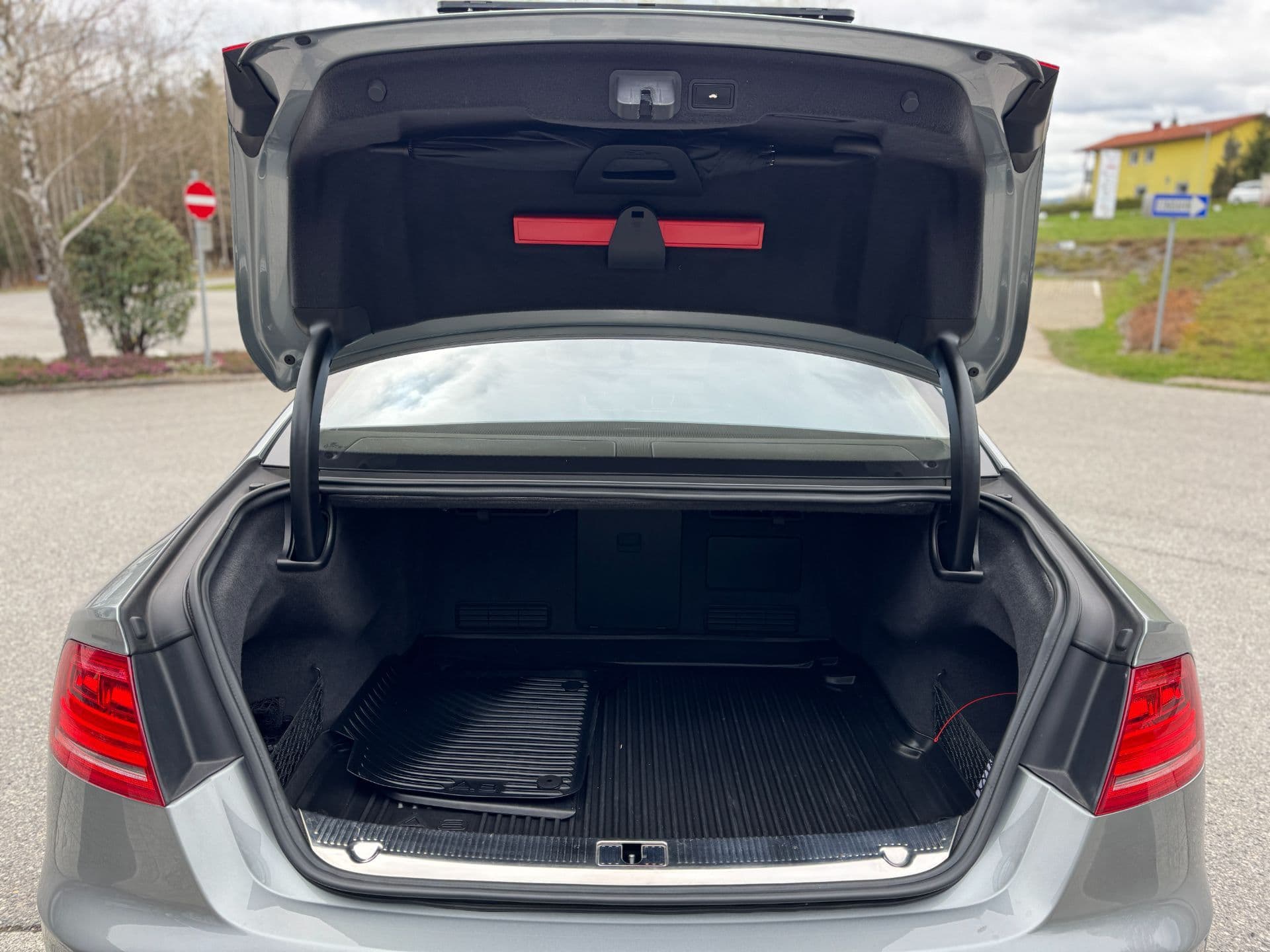 Audi A8 4,2 FSI V8 quattro Tiptronic - Bild 25