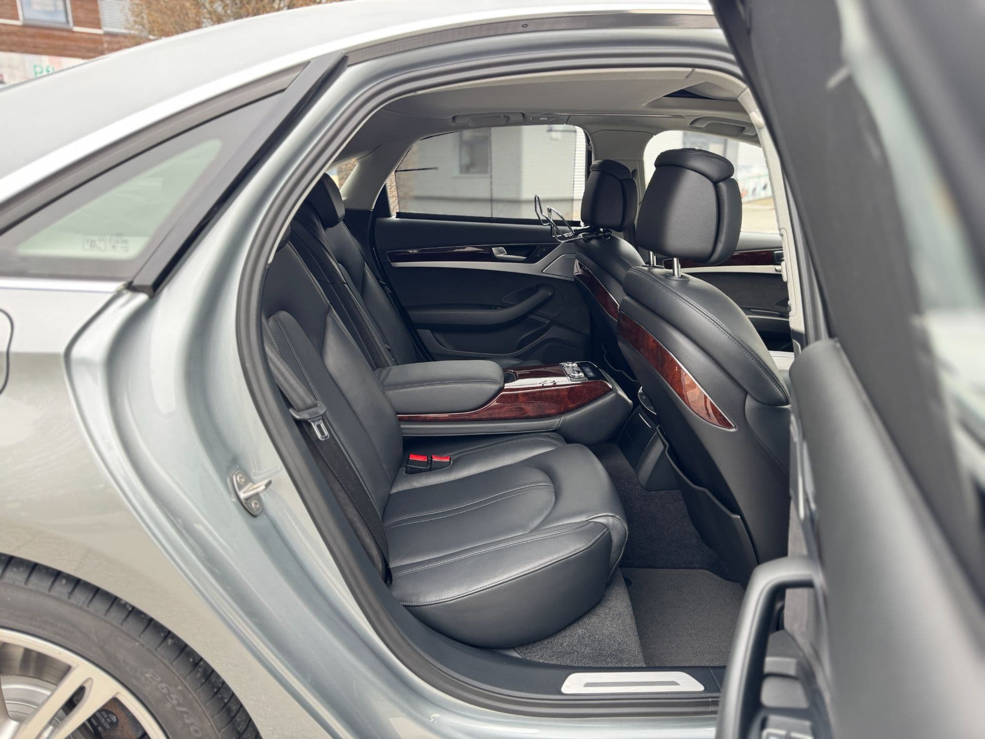 Audi A8 4,2 FSI V8 quattro Tiptronic - Bild 26