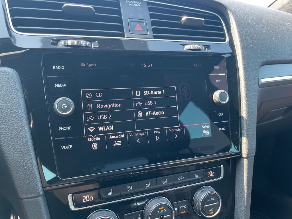 Volkswagen Golf GTI Performance 2,0 TSI DSG - Bild 31