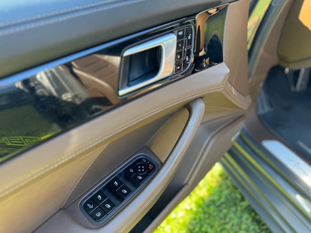 Porsche Panamera 4 E-Hybrid Aut. - Bild 14