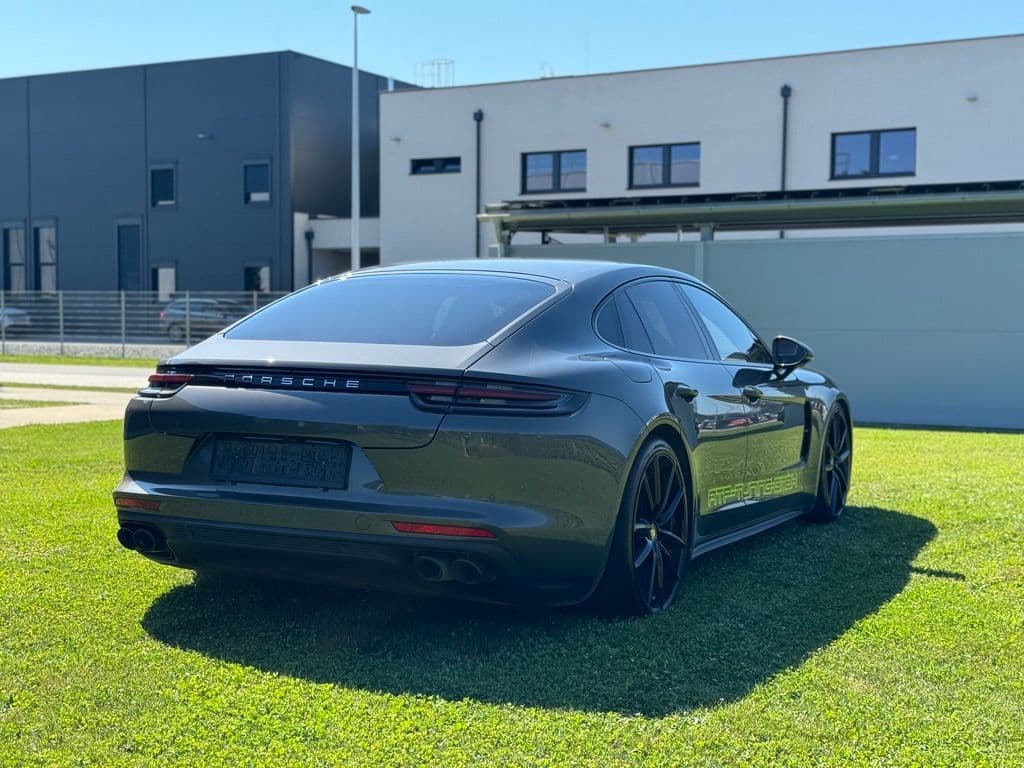 Porsche Panamera 4 E-Hybrid Aut. - Bild 8