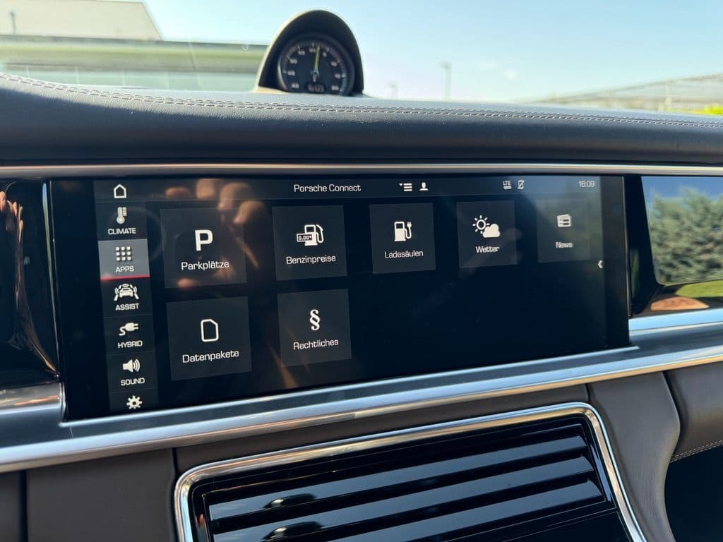 Porsche Panamera 4 E-Hybrid Aut. - Bild 33