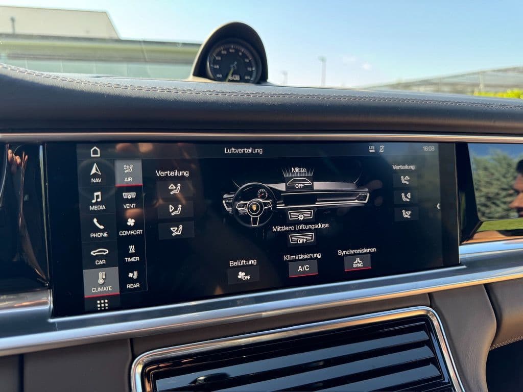 Porsche Panamera 4 E-Hybrid Aut. - Bild 31